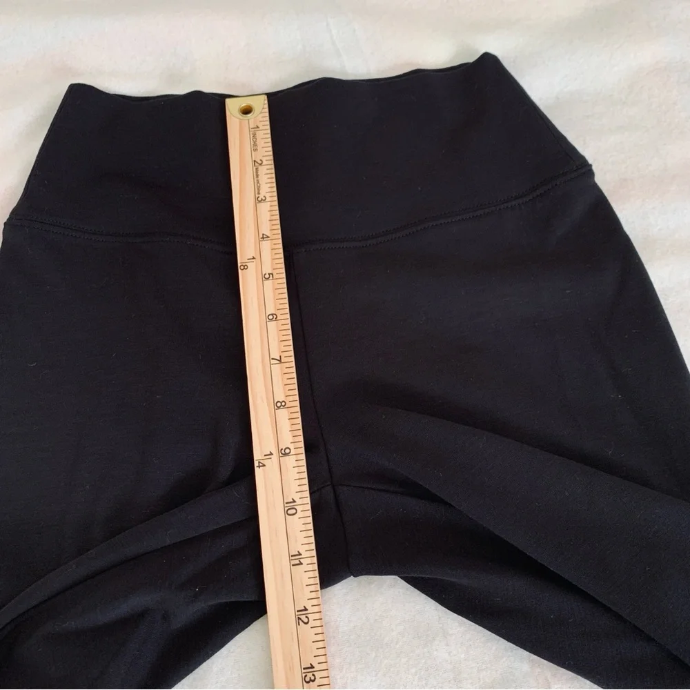 White House Black Market Pants Women's WKND Relaxed Knit Legging‎ Black Size 4